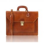 2018年1月15日【NAPOLI 2室構造のベジタブルタンニンレザーのビジネスバッグ: Honey】ご購入の大阪府のお客様より②