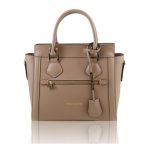 2016年7月29日【LARA ルーガ・カーフレザーの2WAYハンドバッグ小サイズ:カラーLight Taupe】ご購入の大阪府のお客様より