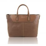 2017年1月3日【IRENE柔らかいカーフレザーの2WAYトートバッグ:Dark Taupe】ご購入の山形県のお客様より①