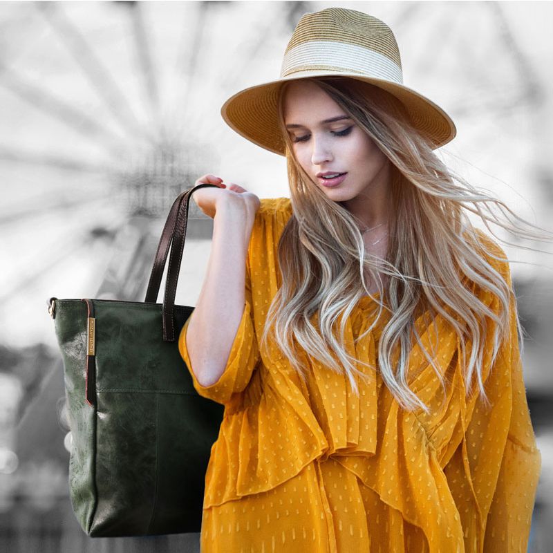 イタリア製ヴィンテージ調レザーの2WAYトートバッグ ANNIE、モデルイメージ