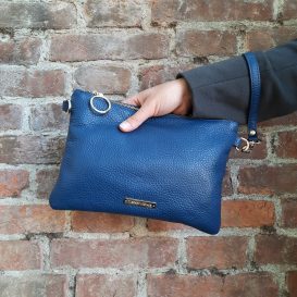 イタリア製シボ型押しレザーの2WAYクラッチ＆サコッシュバッグ TL BAG、使用イメージ