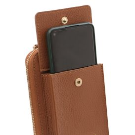 イタリア製シボ型押しレザーのスマホが入るお財布ショルダーバッグTL BAG、使用イメージ