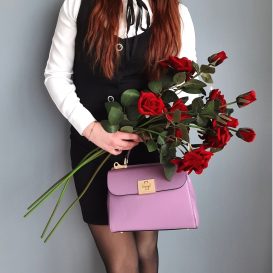 イタリア製スムースボックスレザー2WAYダブルフェイスのハンドバッグ ARMONIA、使用イメージ イタリア製スムースボックスレザー2WAYダブルフェイスのハンドバッグ ARMONIA、使用イメージ