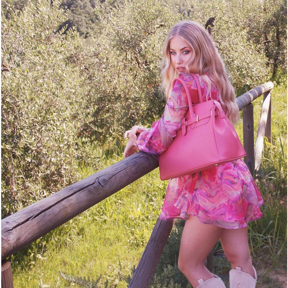 イタリア製シボ型押しレザーのエレガントなハンドバッグTL BAG、イメージ