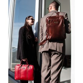 イタリア製ベジタブルタンニンレザーのPC搬送リュック BANGKOK、イタリア製サフィアーノレザーPC搬送2WAYバッグ PRATO、イメージ、 イタリア製ベジタブルタンニンレザーのPC搬送リュック BANGKOK、イタリア製サフィアーノレザーPC搬送2WAYバッグ PRATO、イメージ、