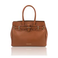 イタリア製 スムースボックスレザーのエレガントな2WAYハンドバッグTL BAG、コニャック