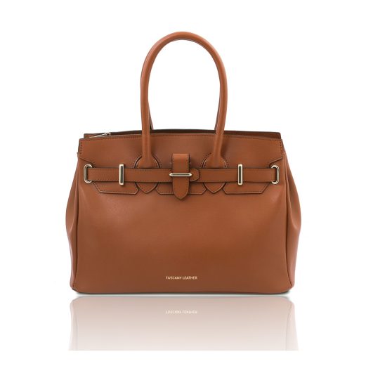 イタリア製 スムースボックスレザーのエレガントな2WAYハンドバッグTL BAG、コニャック