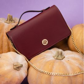 イタリア製スムースボックスレザー2WAYバッグ OPERA、使用イメージ イタリア製スムースボックスレザー2WAYバッグ OPERA、使用イメージ