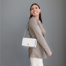 2505_ホワイト使用イメージA