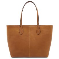 ベジタブルタンニンレザーのトートバッグ ESSENZA、ナチュラル