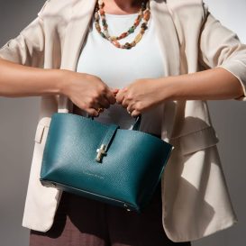 イタリア製 AGATHA シボ型押しレザー2WAYハンドバッグ、イメージ イタリア製 AGATHA シボ型押しレザー2WAYハンドバッグ、イメージ